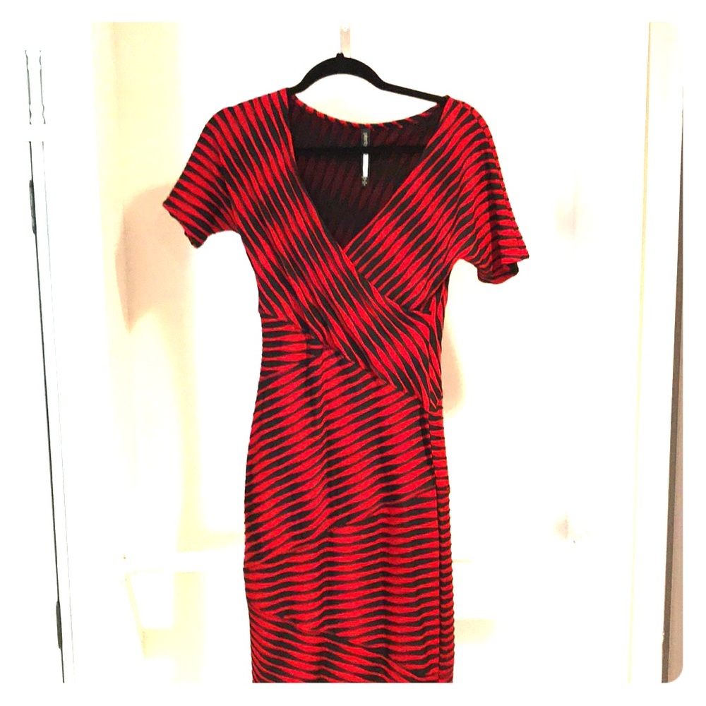 Red and Black stretch midi dress
